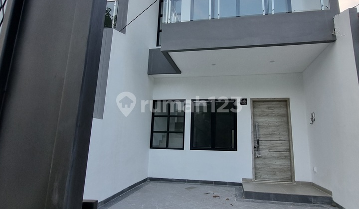 Dijual Rumah Baru 2 Lantai di Villa Melati Mas Serpong