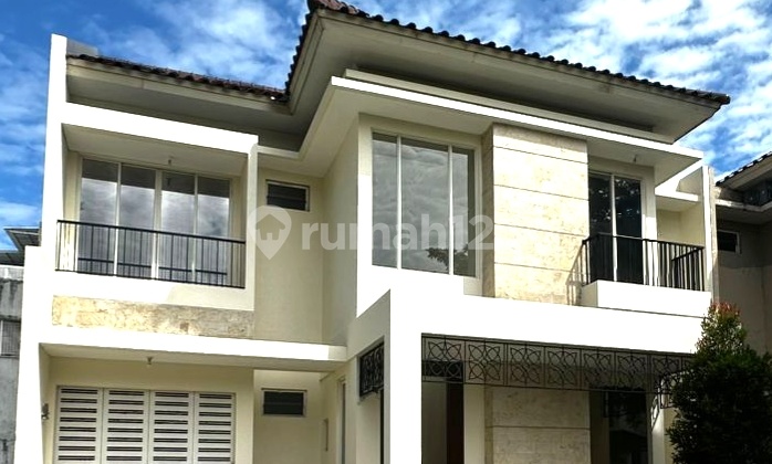 Two-Story House in Alam Sutera Serpong Housing Complex