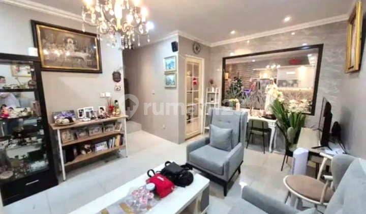 Nice 2-Story House Ready to Occupy in Residence One BSD Serpong Nice 2-Story House Ready to Occupy in Residence One BSD Serpong