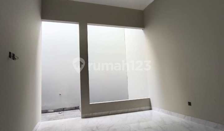 Rumah Baru 2 Lantai Di Villa Melati Mas Serpong 2