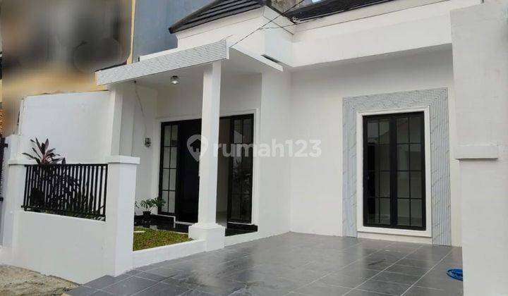 Rumah Baru Cantik 1 1/4 Lantai Di Bsd Griya Loka Serpong 1