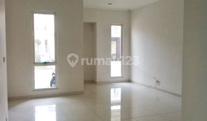 Rumah 2 Lantai Lokasi Bagus di Perumahan Alam Sutera Serpong 2