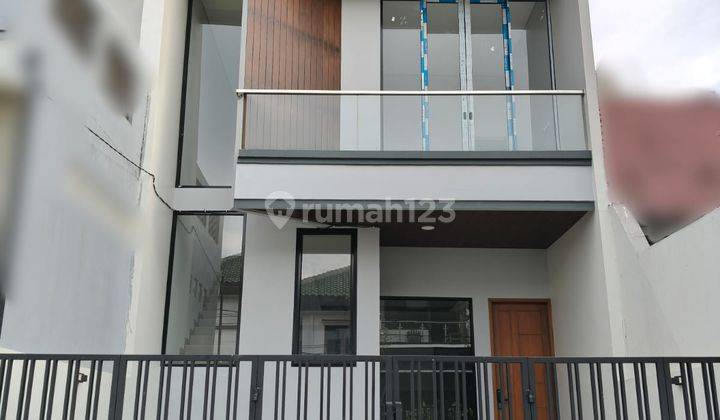 Rumah Baru 2 Lantai Lokasi Bagus Di Villa Melati Mas 1