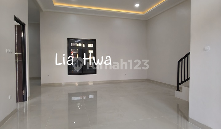 Rumah Cantik 2 Lantai di Villa Melati Mas Serpong