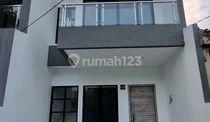 Rumah Baru 2 Lantai Di Villa Melati Mas Serpong 2