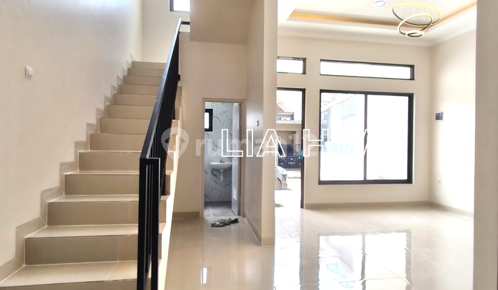 Rumah Baru 2 Lantai di Sektor 8 Gading Serpong 2