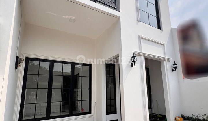 Rumah 2 Lantai Minimalis Di Bsd Griya Loka  1