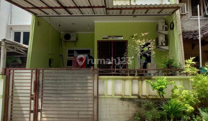 Rumah 2 Lantai Dalam Komplek  1