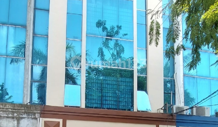 Good Four-Storey Ruko