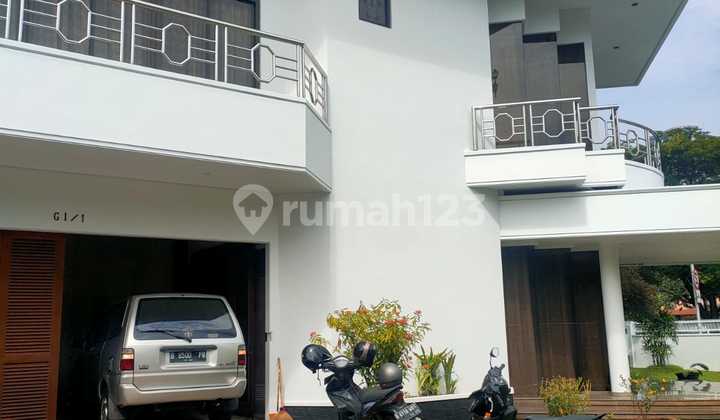 Puri Indah Main Road House Puri Indah Main Road House