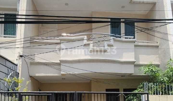 Dijual Rumah 2Lantai