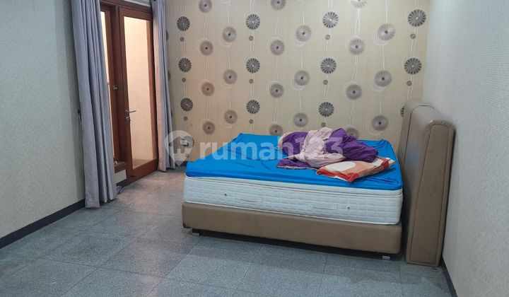 Nice 2-Story House 2