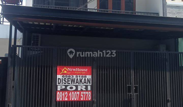 Rumah Sewa Bagus 2 Lt 1