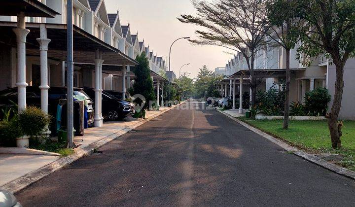 Dijual rumah depan taman bagus siap huni di cluster south thames jakarta garden city  2