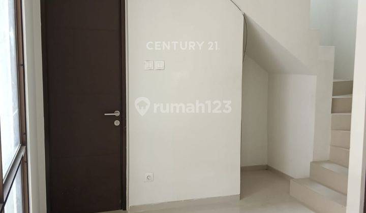 Rumah Brand New Minimalis Dijual Murah Di Graha Raya RH15441 2