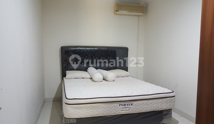 Sewa Kontrak di Gading Regency Full Furnish Dekat Metro 5
