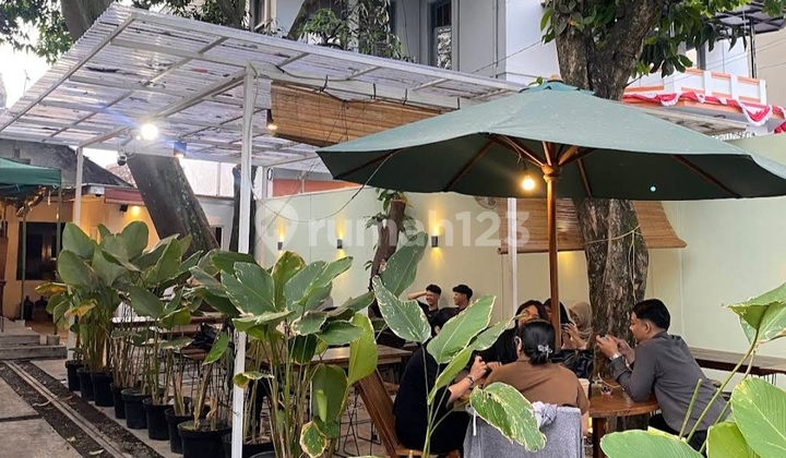 Mainroad Riau Tengah Kota Bandung, Nego