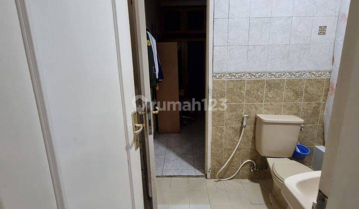 Rumah Semi Furnished 2 Lantai No 25, Alam Sutera 2