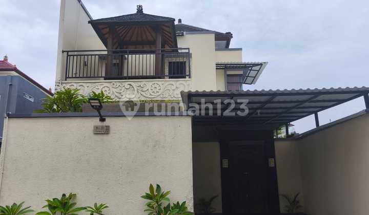 2-Story Furnished House Cemara 4 @ Nusa Dua Highland Residences