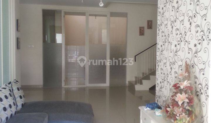 Rumah Siap Huni  2 Lantai Di Pakuwon City 2