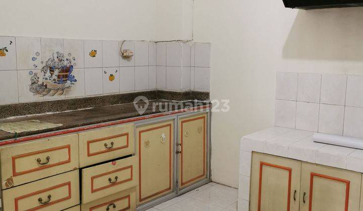 Rumah 2 Lantai Unfurnished di Griya Asri, Surabaya 2