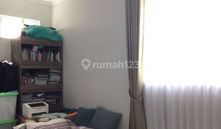 Rumah 2 Lantai Bagus Unfurnished SHM di Cluster Dayana Sumarecon Bandung, Bandung 2