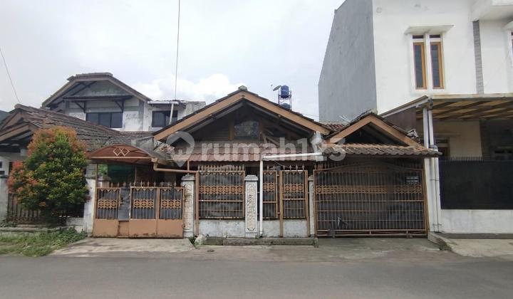 Selling Fast, Affordable House in Margahayu Raya, Price Around 600 Million, Below NJOP Selling Fast, Affordable House in Margahayu Raya, Price Around 600 Million, Below NJOP