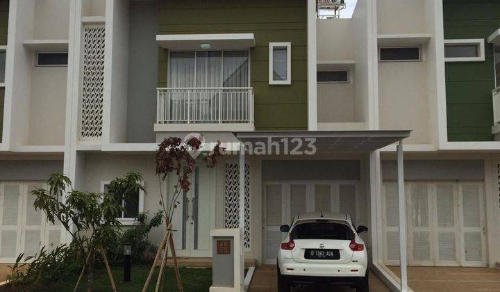 Rumah 2 Lantai Bagus Unfurnished SHM di Sumarecon, Bandung 1