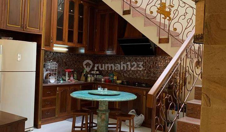 Di Jual Cepat Komplek Aria Graha Soekarno Hatta Siap Huni Mewah Ala Sultan  2lt Bonus Semi Furnish Jarang Ada  2