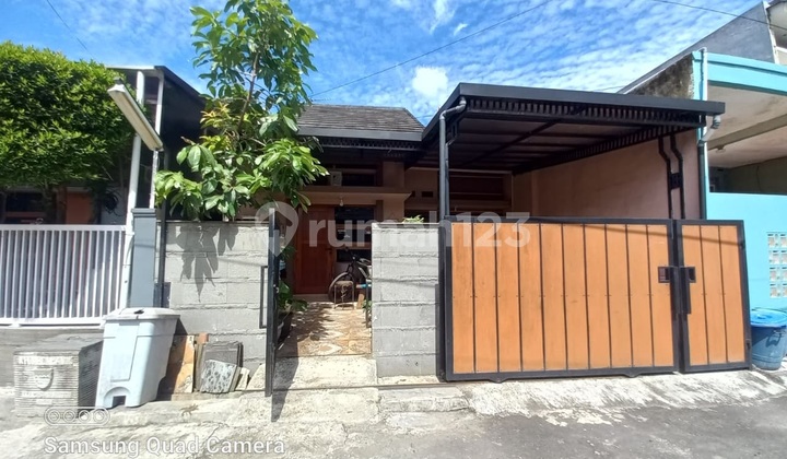 For Sale Newly Renovated House, Ready to Occupy in Cisaranten Kulon Cluster with Angkot Access
