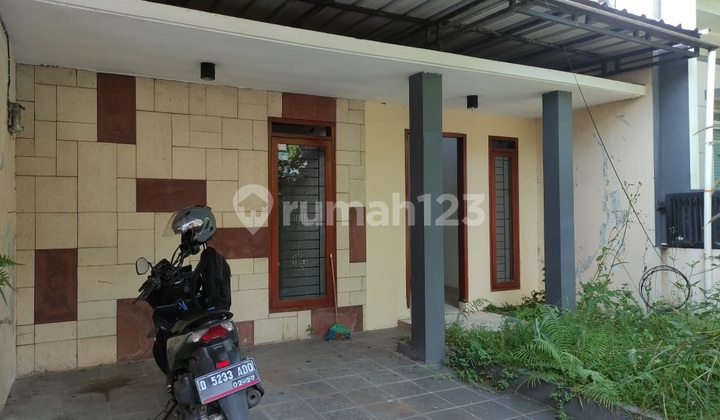 For sale: Bumi Adipura cluster house! Price reduced, from 655 million to 565 million. 2
