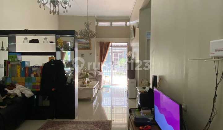 Jual rumah siap huni full furniture Komplek Cluster Pasteur dekat Gerbang Tol 2
