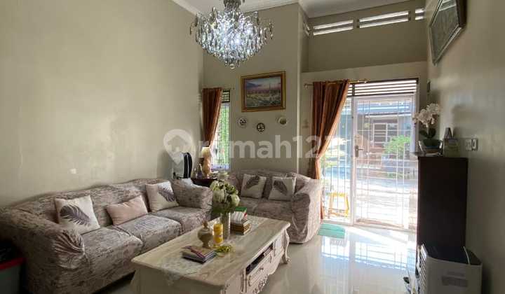 Jual rumah siap huni full furniture Komplek Cluster Pasteur dekat Gerbang Tol 1