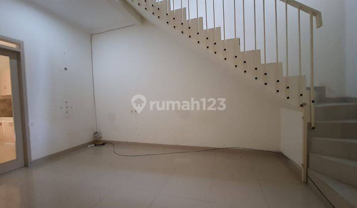 Dijual Cepat, Rumah Murah, 2 Lantai Full Minimalis Jalan Jamrud Arcamanik 