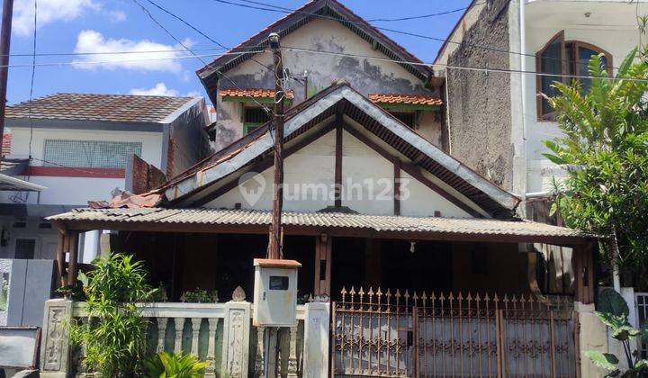 Dijual Rumah Super Strategis Dekat Gedung Sate Bandung Jalan Depan Lebar 1