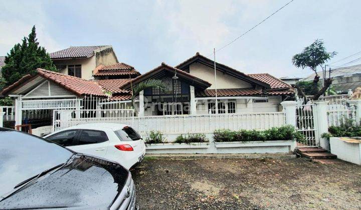 Dijual Cepat, Rumah Strategis Posisi Depan, Jalan Utama Komplek Pharmindo Cimahi 1