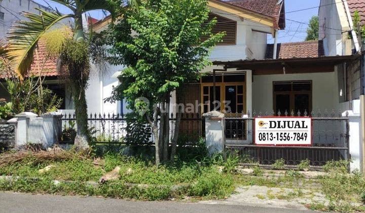 Dijual Rumah Komplek Taman Mutiara Cimahi Lingkungan Elit Lokasi Strategis 1