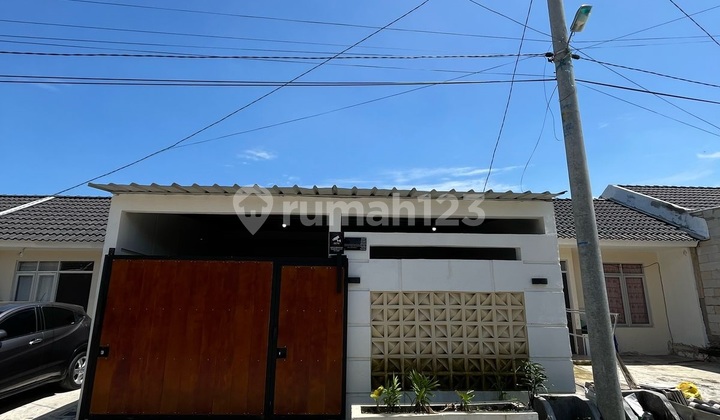 JUAL RUMAH Baru Renovasi, Siap Huni Plus Furniture Komplek Alam Sanggar Indah 2