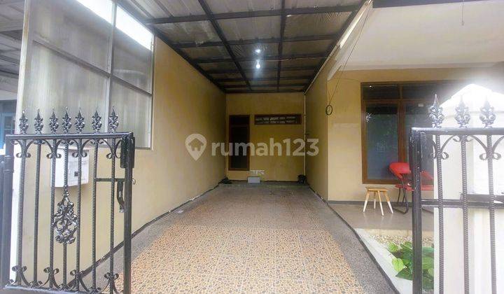 Dijual Rumah Siap Huni Komplek Arcamanik Endah Posisi Hoek Dekat Griya 1