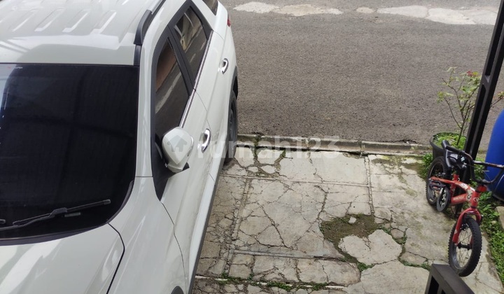 Selling Elite Complex House in The Awani Residence Only 600Jt Selling Elite Complex House in The Awani Residence Only 600Jt