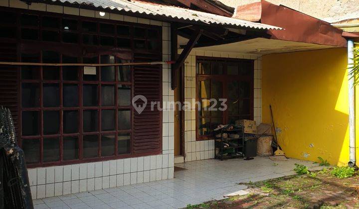 Dijual Rumah Komplek Strategis Perumnas Sarijadi Dekat Setra Duta 1