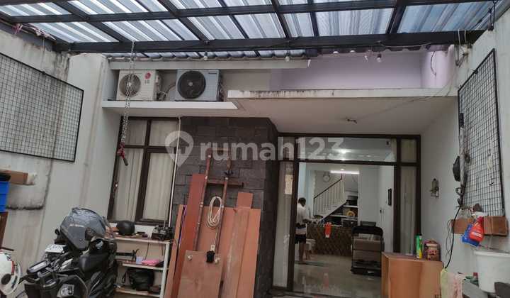 Jual Cepat, Rumah Siap Huni Lokasi Strategis Cisaranten Kulon Arcamanik