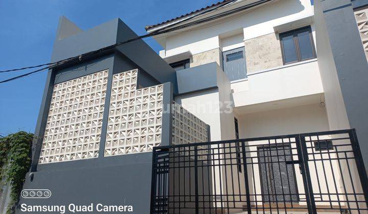 Dijual Rumah Baru 2 Lantai Bangunan Modern Minimalis Kalijati Antapani 1