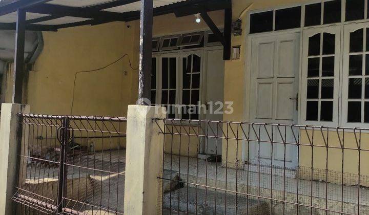 Dijual Rumah Strategis Dekat Griya, Komplek Perumnas Antapani Kota Bandung 1