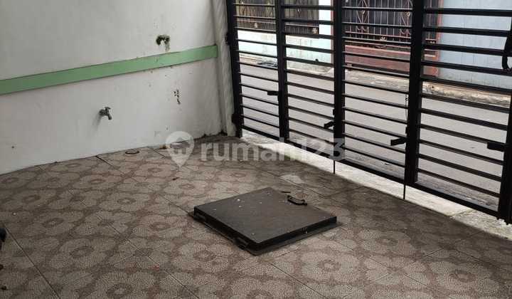 For Sale STRATEGIC House only 100m to Antapani main road 2