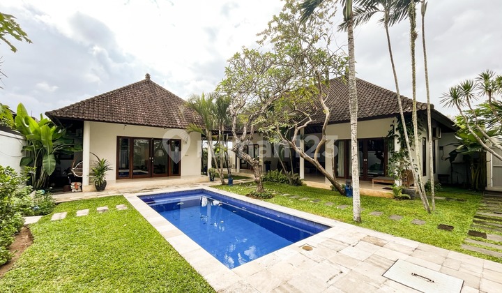 3 BR villa in Bumbak for yearly rent 450m/year -1392-