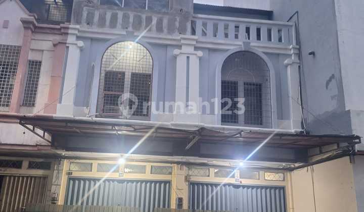 2 Unit Ruko Gandeng Dicengkareng 