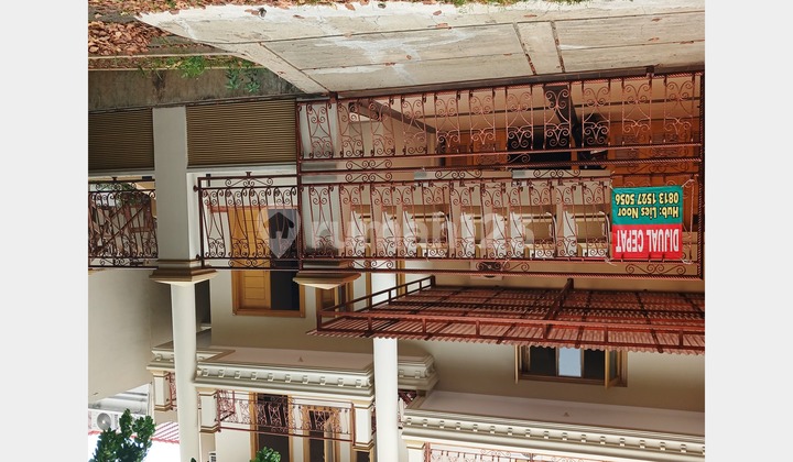 BUKIT CINERE IN A READY-TO-OCCUPY COMPLEX WITH CERTIFICATE OF OWNERSHIP BUKIT CINERE IN A READY-TO-OCCUPY COMPLEX WITH CERTIFICATE OF OWNERSHIP