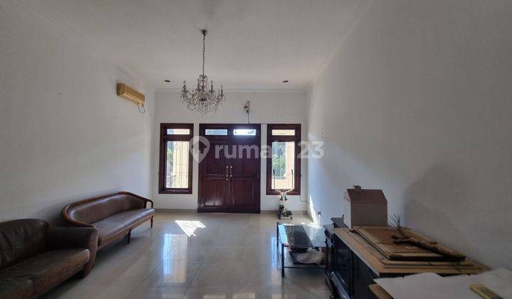 Rumah 2 lantai di Jl. Raya Margorejo Indah Surabaya, siap huni