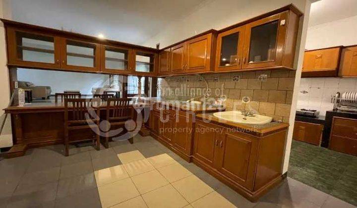 Lagi Nyari Rumah Sewaan Dengan Lokasi Strategis..rekomendasi Banget Nih Rumah di Setrasari Pasteur, Bandung 3